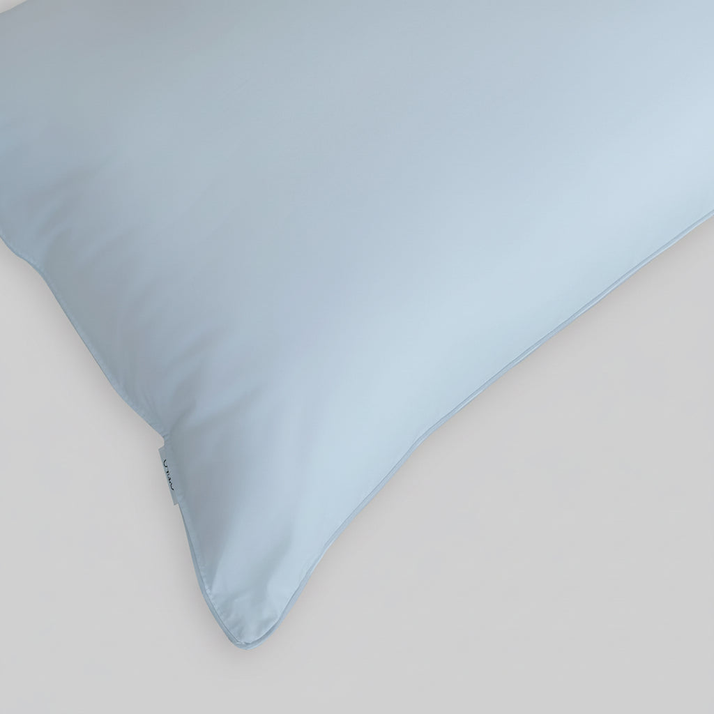 Classic Hotel Pillow