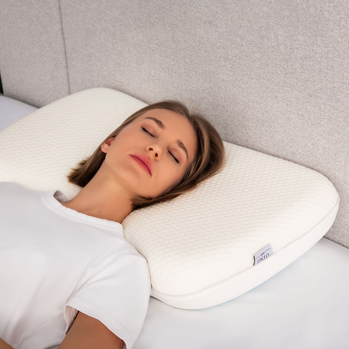 PosturePro – Contoured Cooling Gel Pillow