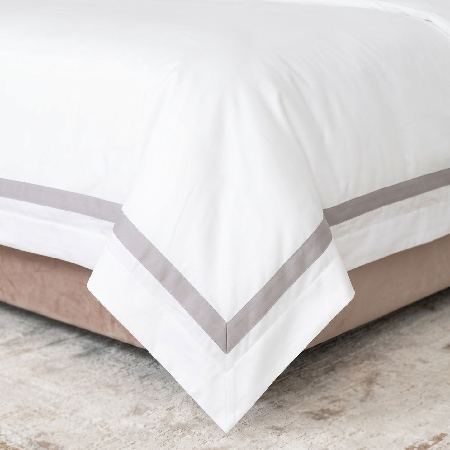 Aura Duvet Cover Set