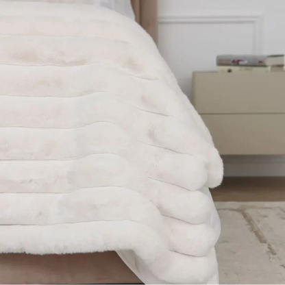 Flurri Blanket and Pillow Set
