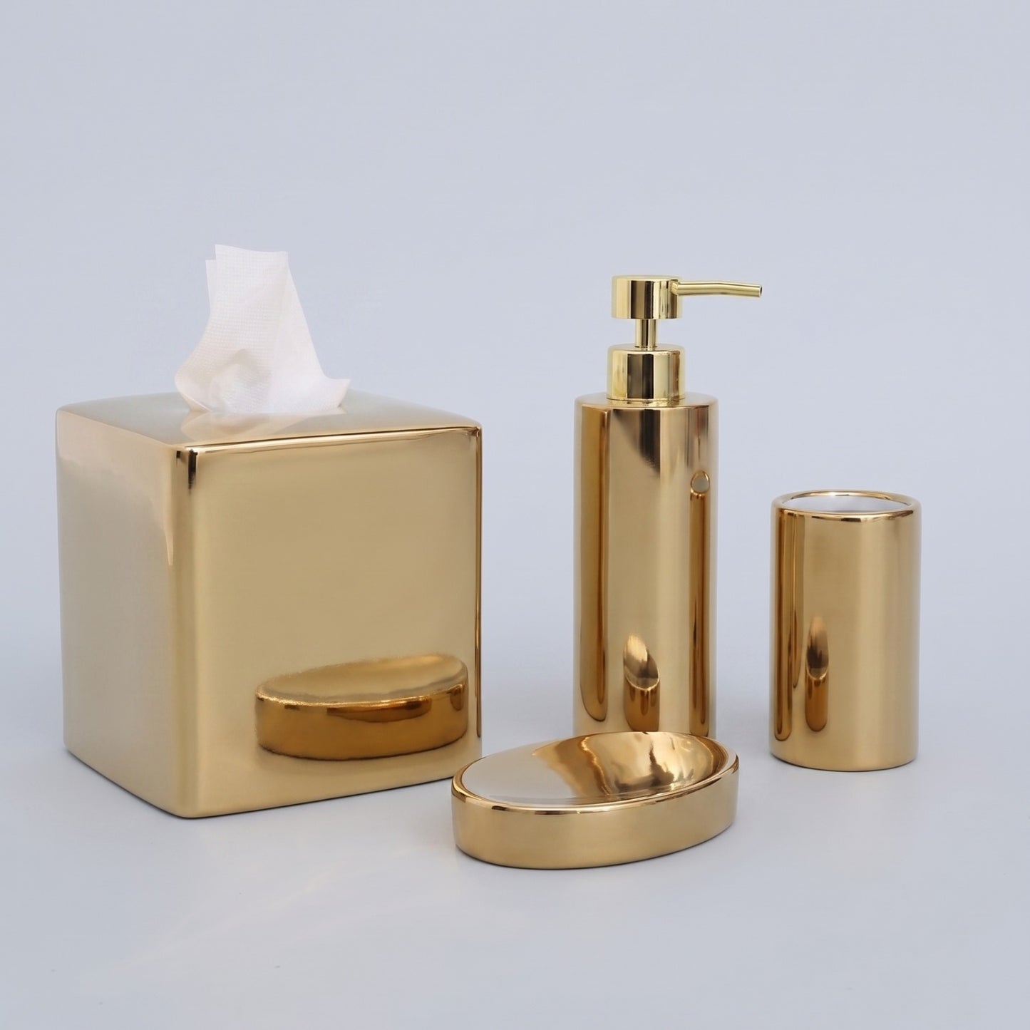 Vesso Gold Bathroom Accessories Set
