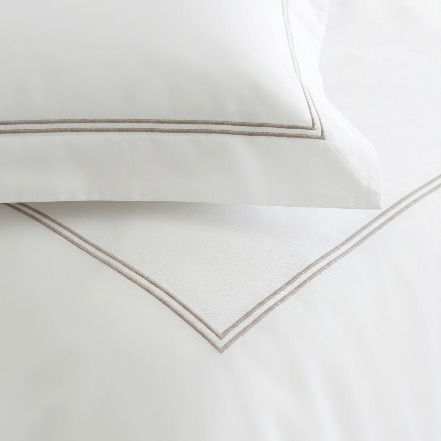 Duo Duvet Cover Set